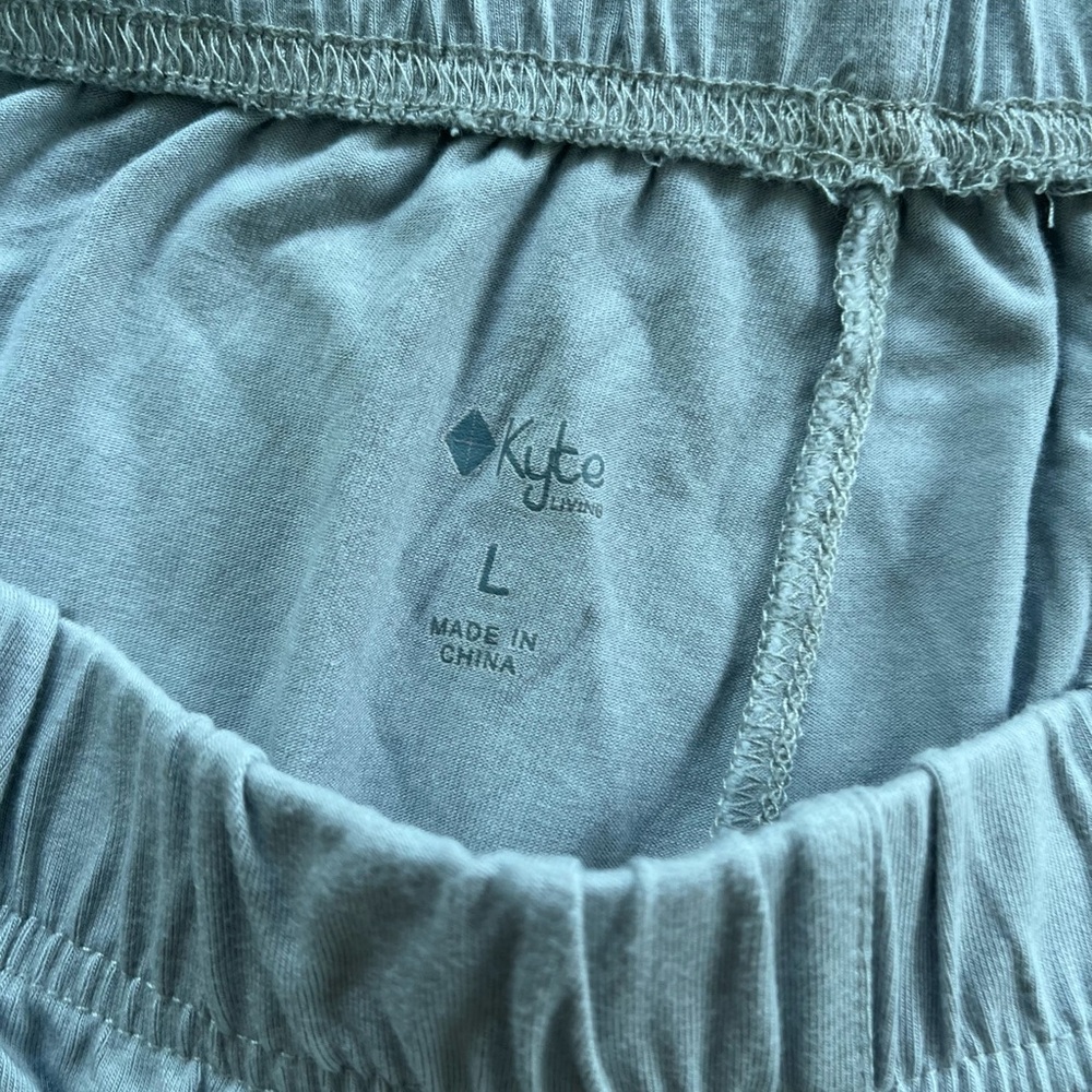 Kyte baby 2pc Men’s Jogger set Size Large Storm Silver - Picture 12 of 12
